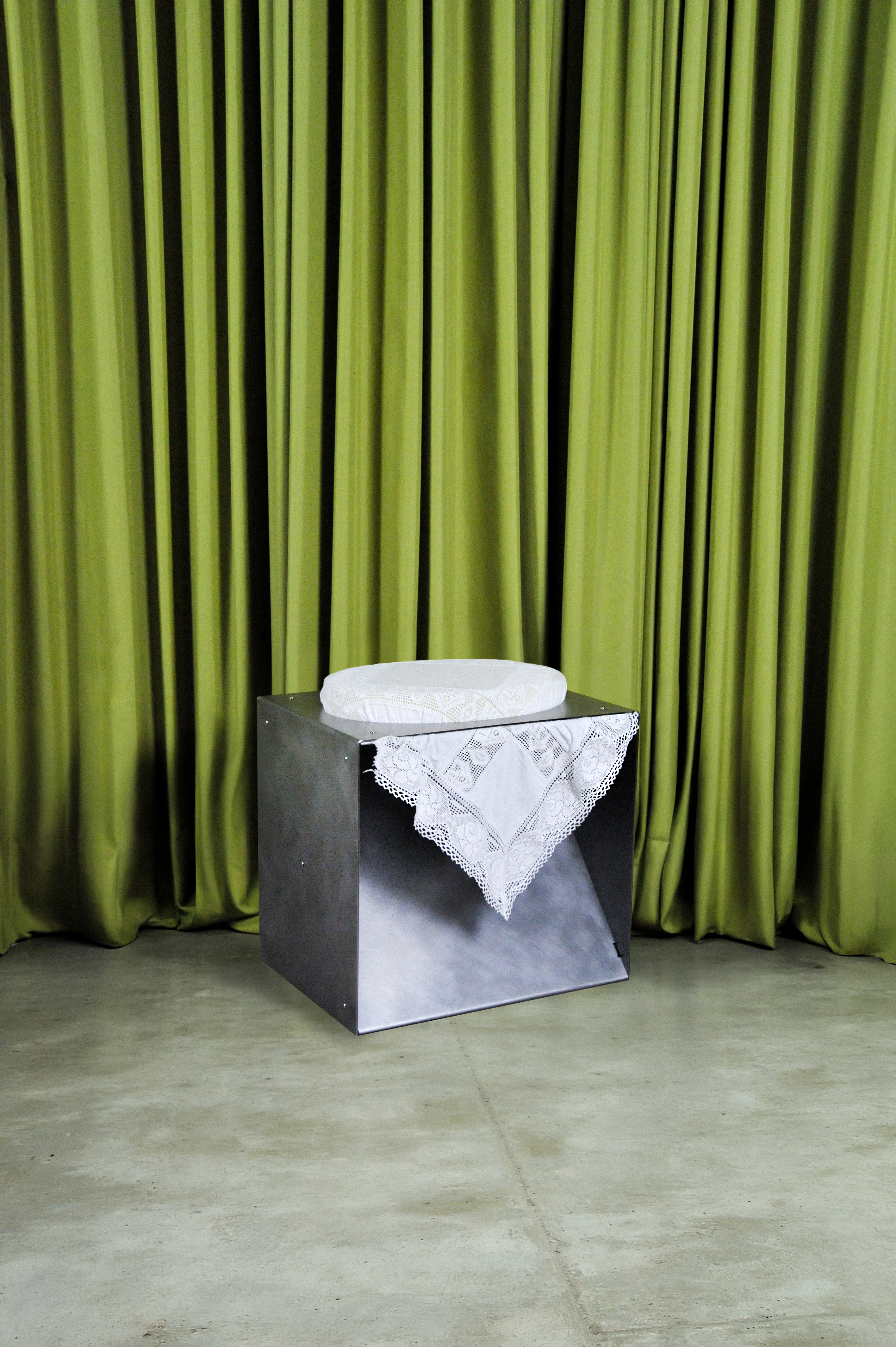 Sept Stool